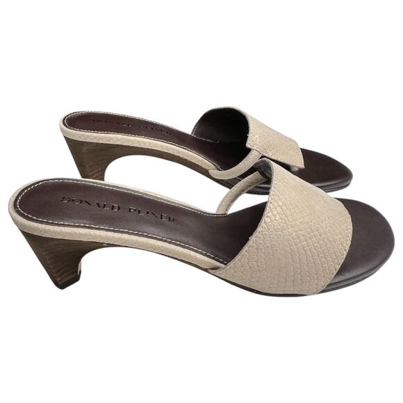 Donald Pliner Women's Vimms Metallic Snake Heels Praline Size 7 - Picture 2 of 8